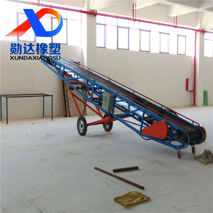 輸送機