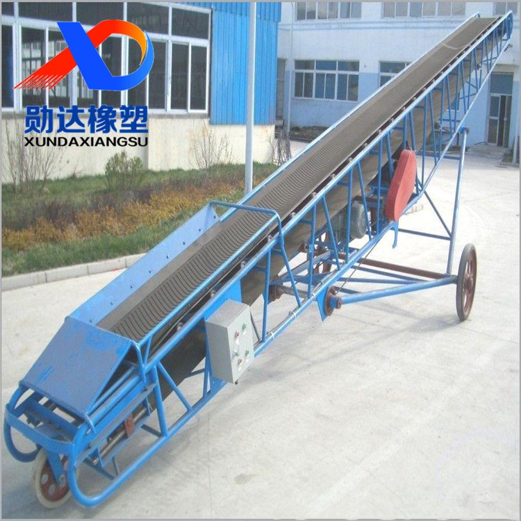 輸送機